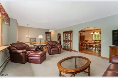 87 Buckhorn Dr, White Township, NJ 07823 - Photo 9
