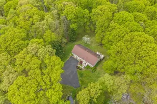 87 Buckhorn Dr, White Township, NJ 07823 - Photo 1