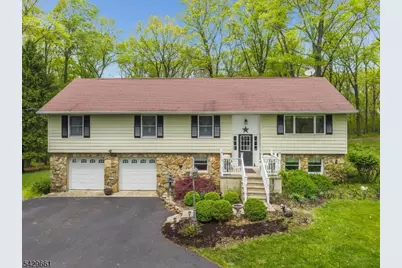 87 Buckhorn Dr, White Township, NJ 07823 - Photo 3