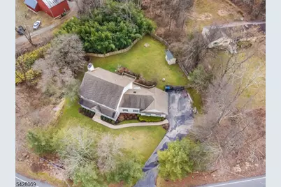 301 Cokesbury Rd, Clinton Township, NJ 08833 - Photo 31