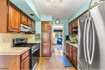37 Manchester Way, Montville Township, NJ 07058 - Photo 17