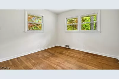 200 Pleasant Plains Rd, Long Hill Township, NJ 07980 - Photo 17