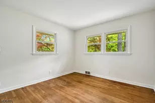 200 Pleasant Plains Rd, Long Hill Township, NJ 07980 - Photo 17