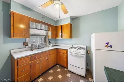 466 Delavan Ave, Newark, NJ 07107 - Photo 13