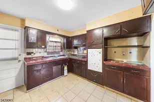466 Delavan Ave, Newark, NJ 07107 - Photo 5
