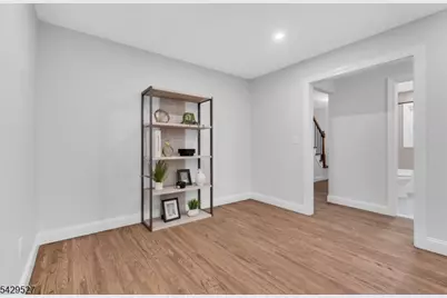 1318 Marcella Dr, Union Township, NJ 07083 - Photo 29
