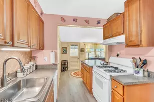 26 Park Terrace, Cranford Township, NJ 07016 - Photo 11