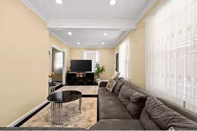 180 Hadley Ave, Clifton, NJ 07011 - Photo 5