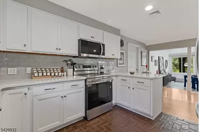 18 Green Rd, Sparta Township, NJ 07871 - Photo 15