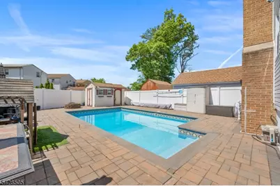 333 Amon Ter, Linden, NJ 07036 - Photo 33
