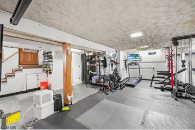 333 Amon Ter, Linden, NJ 07036 - Photo 29
