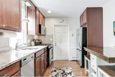 34 Fairview Ave #2, Summit, NJ 07901 - Photo 9