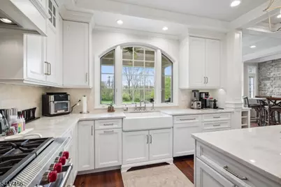 26 Farmersville Rd, Tewksbury Township, NJ 07830 - Photo 15