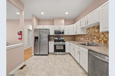 67 Rhyan Dr, Parsippany, NJ 07054 - Photo 7