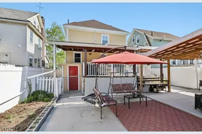 296 Montclair Ave, Newark, NJ 07104 - Photo 37