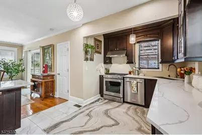 296 Montclair Ave, Newark, NJ 07104 - Photo 17