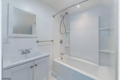 14 Grove Ter #2, Montclair, NJ 07042 - Photo 17