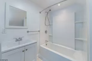 14 Grove Terrace, Montclair, NJ 07042 - Photo 17