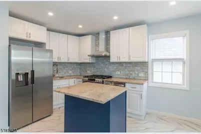 14 Grove Ter #2, Montclair, NJ 07042 - Photo 7
