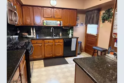 267 Park Ave, Nutley, NJ 07110 - Photo 23