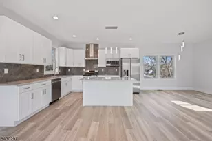 175 Brennan Concourse, Berkeley Township, NJ 08721 - Photo 9
