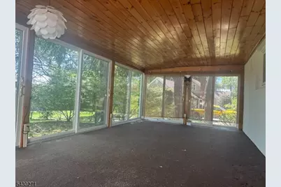 95 Hillside Ave, Livingston, NJ 07039 - Photo 9
