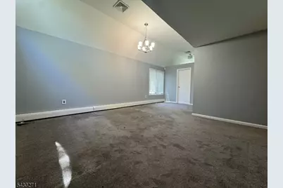 95 Hillside Ave, Livingston, NJ 07039 - Photo 11