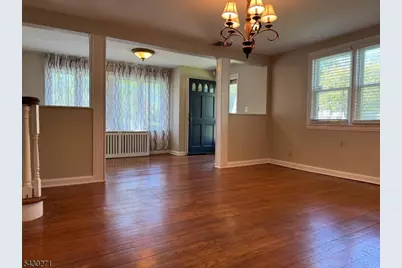 95 Hillside Ave, Livingston, NJ 07039 - Photo 7