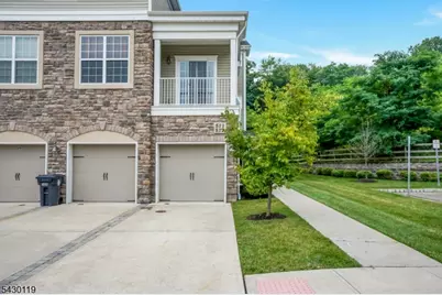 512 Waterview Ct #512, Hanover Township, NJ 07927 - Photo 3