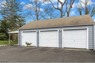 240 Clark St, Westfield Town, NJ 07090 - Photo 3