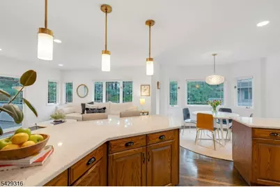 22 Fox Run Rd, Allendale, NJ 07401 - Photo 19