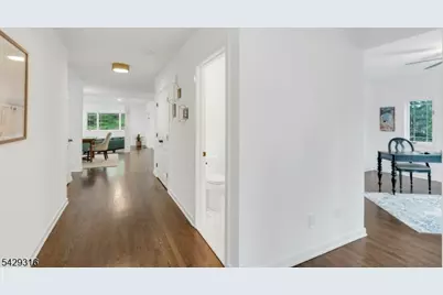 22 Fox Run Rd, Allendale, NJ 07401 - Photo 5
