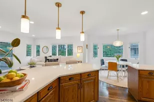 22 Fox Run Rd, Allendale, NJ 07401 - Photo 15
