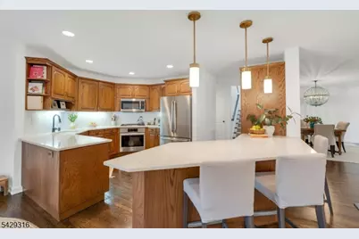 22 Fox Run Rd, Allendale, NJ 07401 - Photo 17