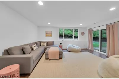 22 Fox Run Rd, Allendale, NJ 07401 - Photo 35