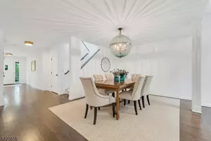 22 Fox Run Rd, Allendale, NJ 07401 - Photo 3