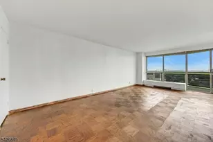 2077 Center Ave, Fort Lee, NJ 07024 - Photo 1