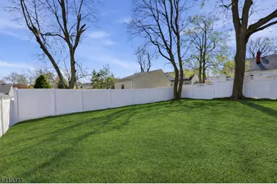47 Darling Ave, Bloomfield, NJ 07003 - Photo 35
