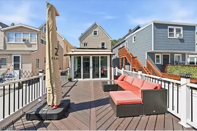 148 Jerome Pl, Bloomfield, NJ 07003 - Photo 33