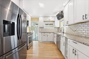 148 Jerome Pl, Bloomfield, NJ 07003 - Photo 21