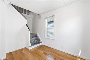 148 Jerome Pl, Bloomfield, NJ 07003 - Photo 9