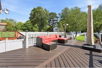 148 Jerome Pl, Bloomfield, NJ 07003 - Photo 29
