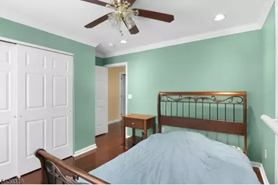 72 Albert Ct, Parsippany, NJ 07054 - Photo 15