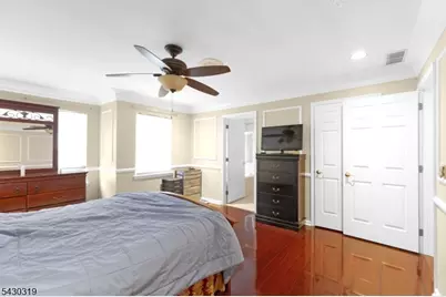 72 Albert Ct, Parsippany, NJ 07054 - Photo 17