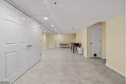 217 Vasser Dr, Piscataway Township, NJ 08854 - Photo 21