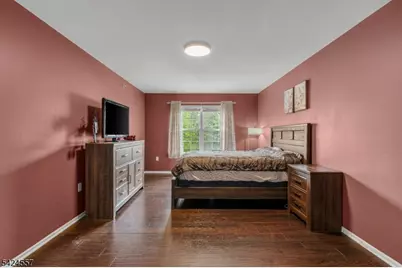 217 Vasser Dr, Piscataway Township, NJ 08854 - Photo 11