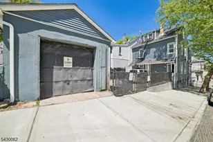 7 Belle Ave, Paterson, NJ 07522 - Photo 27