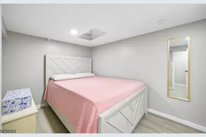 7 Belle Ave #2, Paterson, NJ 07522 - Photo 23
