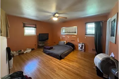 8 Berkeley Ter, Livingston, NJ 07039 - Photo 7