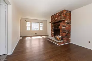 57 Clover Hill Dr, Mount Olive, NJ 07836 - Photo 5